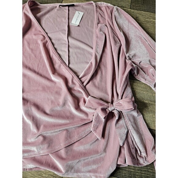 Lane Bryant (NEW) Classic Blouson-Sleeve Surplice Tie Velour Top - Picture 6 of 11